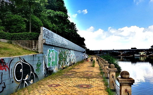 b_228384118.jpg