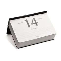 moleskine-calendar-desk.jpg